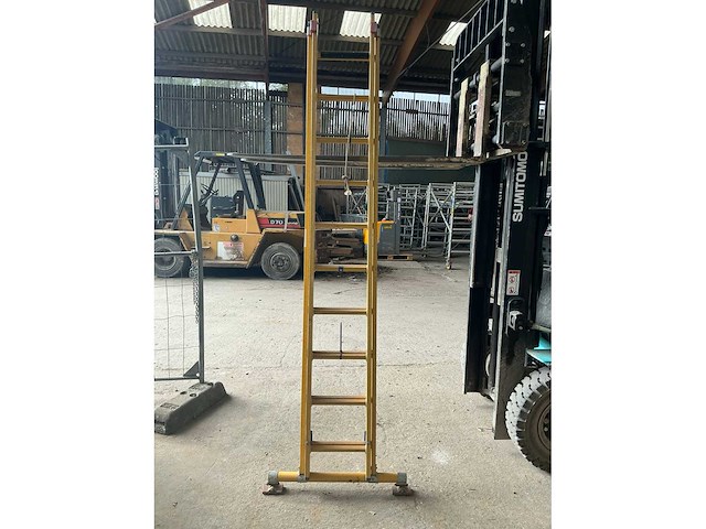 Lm 2x12 glasvezel schuifladder - afbeelding 1 van  4