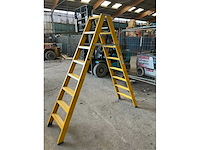 Lm dtrg 8 polyester trapladder - afbeelding 2 van  5