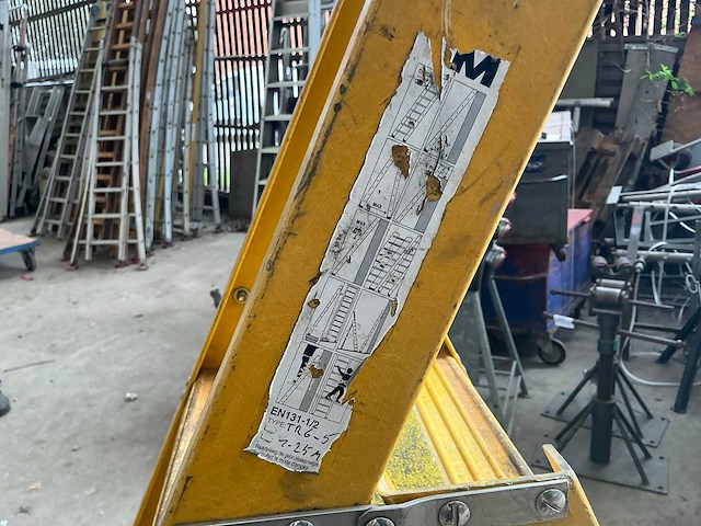 Lm tr6-5 glasvezel trapladder - afbeelding 5 van  5