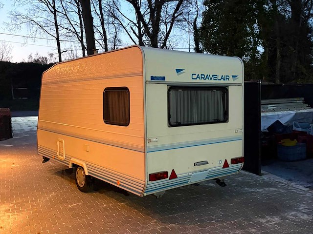 Lmc caravelair 530k1 - camper - afbeelding 18 van  22