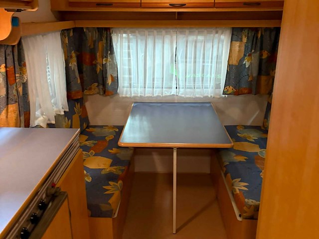 Lmc caravelair 530k1 - camper - afbeelding 11 van  23