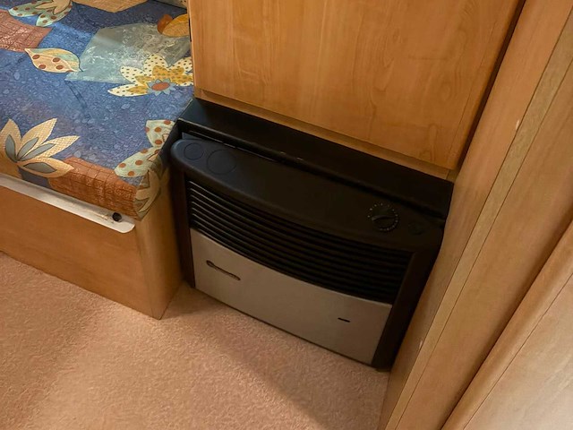 Lmc caravelair 530k1 - camper - afbeelding 14 van  23