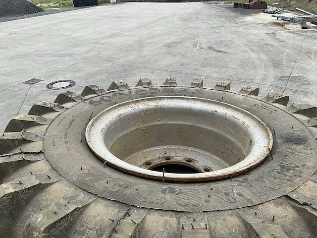 Loadmaster band met velg (3x) - afbeelding 5 van  5