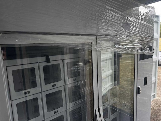 Locker - 40 vakken - verkoopautomaat - afbeelding 1 van  3