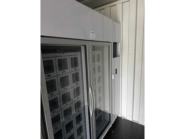 Locker - 40 vakken - verkoopautomaat - afbeelding 2 van  3