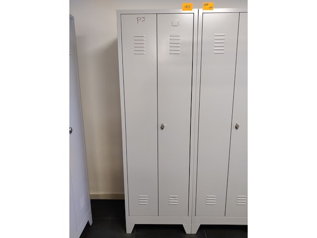 Locker - afbeelding 1 van  2