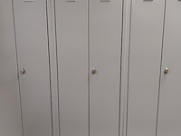 Locker - afbeelding 1 van  2