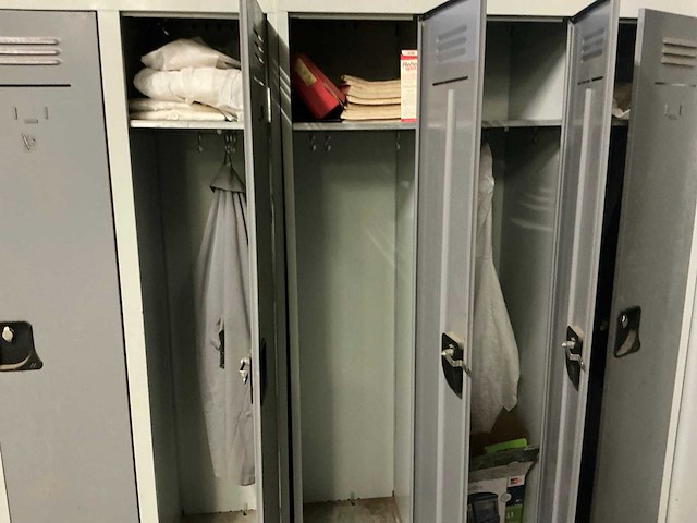 Lockerkast (3x) - afbeelding 4 van  5