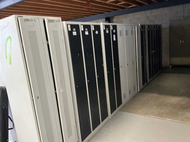 Lockerkast (8x) - afbeelding 1 van  5