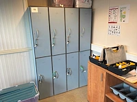 Lockerkast (trespa) - afbeelding 1 van  6