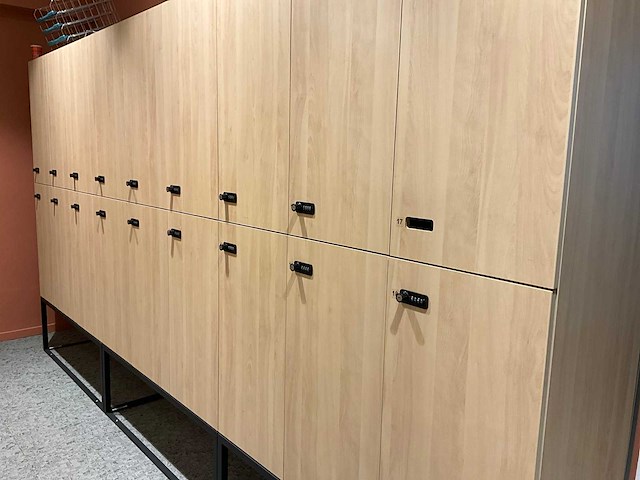 Lockerkasten (26 lockers) - afbeelding 1 van  9