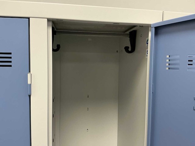 Lockerkasten (3x) - afbeelding 1 van  3