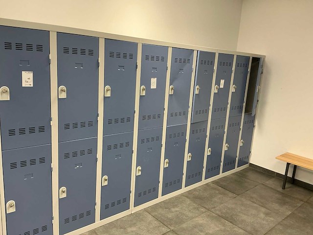 Lockerkasten (3x) - afbeelding 1 van  6