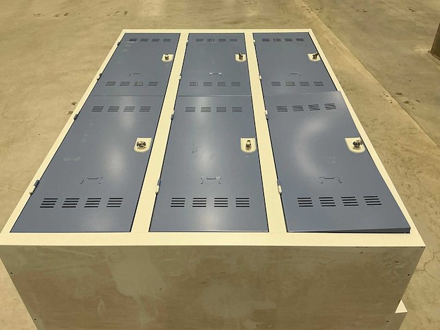 Lockerkasten (4x) - afbeelding 1 van  4