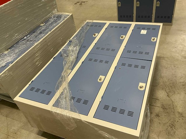 Lockerkasten (4x) - afbeelding 2 van  4