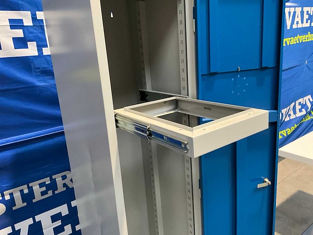 Locker/serverkast - afbeelding 3 van  5