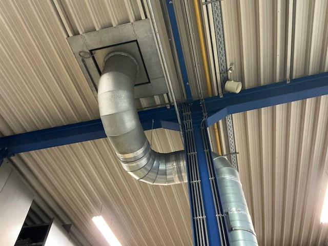 Lockformer vulcan 2900 plasmasnijmachine - afbeelding 11 van  19