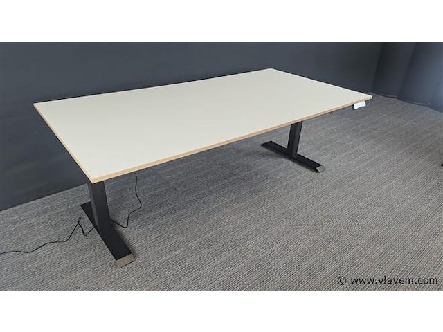 Loctek - et223 - zit-sta bureau (nieuw) - afbeelding 9 van  11