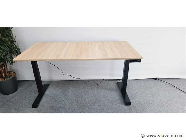 Loctek - et223 - zit-sta bureau (nieuw) - afbeelding 1 van  9