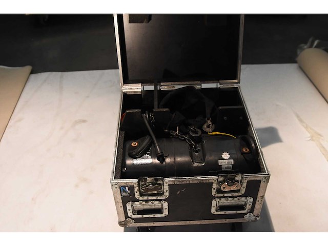 Lodestar - 500kg d8 hoist - various staging - afbeelding 2 van  2