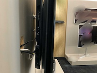 Loewe bild 7.77 oled televisie - afbeelding 2 van  4