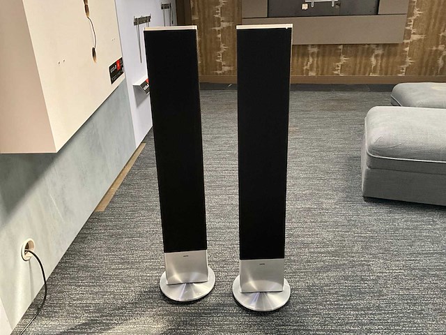Loewe individual stand speaker vloerstaande luidspreker (2x) - afbeelding 1 van  5