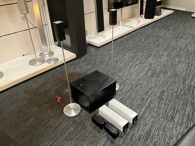 Loewe luidsprekerset (7x) - afbeelding 1 van  12