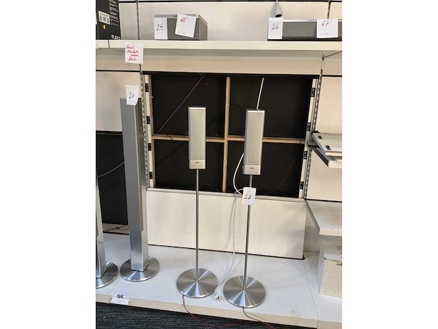 Loewe speaker op staander (2x) - afbeelding 2 van  4