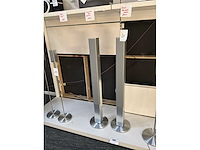 Loewe speaker op voet (2x) - afbeelding 2 van  4