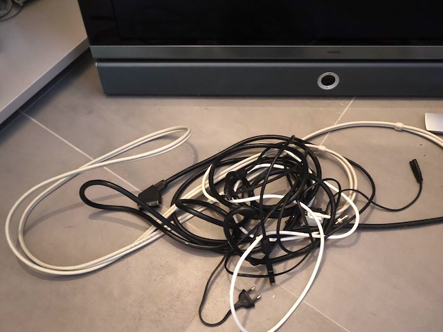Loewe tv 40 inch - afbeelding 4 van  5