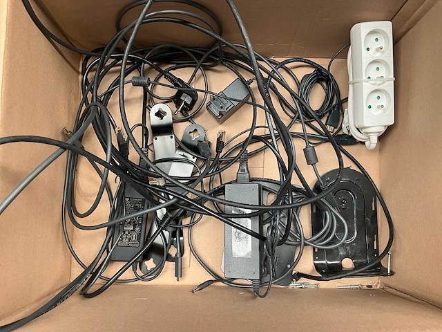 Logitech rally conferentie set + meetup camera unit - afbeelding 16 van  16