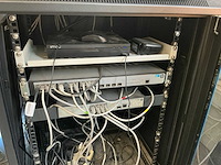 Logon patchkast - afbeelding 2 van  2