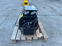 Lonati - 2025 - lnt - 800 - klepelmaaier voor graafmachine - afbeelding 6 van  8