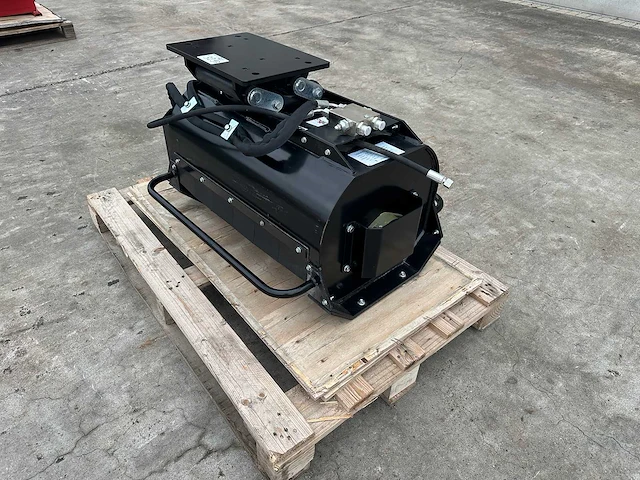 Lonati - 2025 - lnt-800 - klepelmaaier voor graafmachine - afbeelding 9 van  11