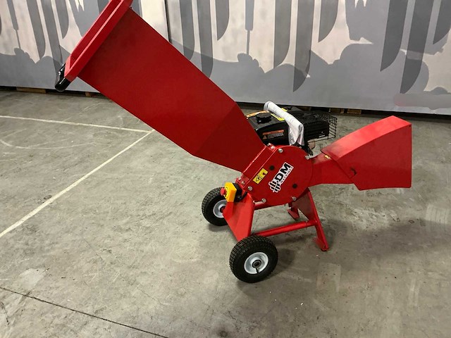 Loncin - n0060 - houthakselaar - 2025 - afbeelding 1 van  6