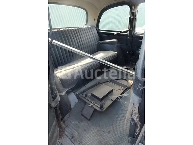London taxi austin - afbeelding 4 van  18