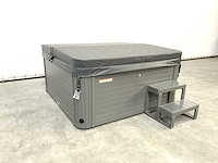 London with nordic insulation - jacuzzi 5 personen 230v - afbeelding 12 van  18
