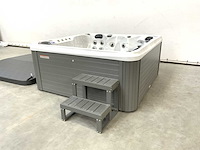 London with nordic insulation - jacuzzi 5 personen 230v - afbeelding 11 van  15