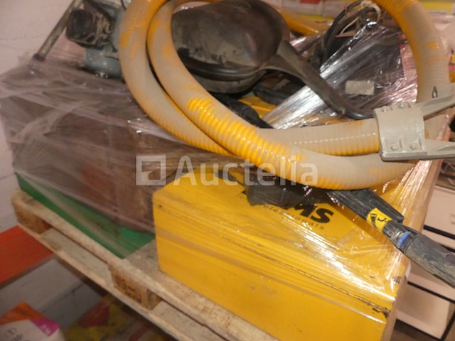 Loodgietersapparaat en gereedschap - afbeelding 7 van  8