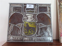 Loodglas, gebruikssporen - afbeelding 1 van  3