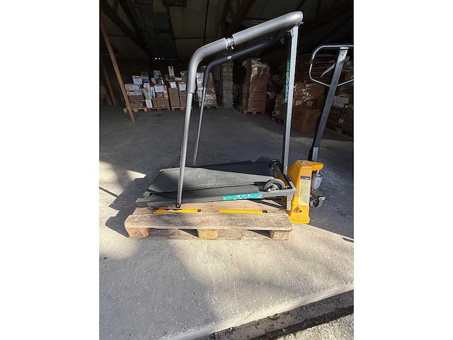 Loopband – fitness toestel – lot 109 - afbeelding 1 van  3