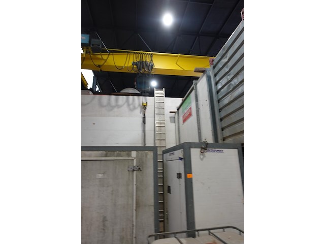 Loopbrug - afbeelding 10 van  17