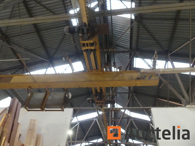 Loopkraan 3.2t merk en model onbekend - afbeelding 9 van  10