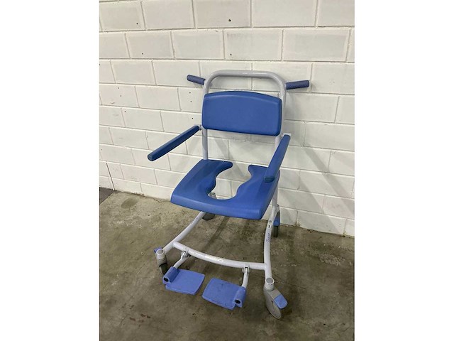 Lopital - tango - verrijdbare douchestoel toiletstoel - afbeelding 3 van  4