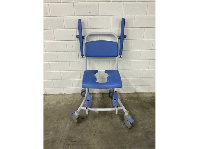 Lopital - tango - verrijdbare douchestoel toiletstoel - afbeelding 4 van  4