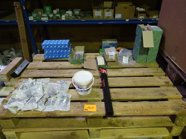 Lor diversen - afbeelding 1 van  15