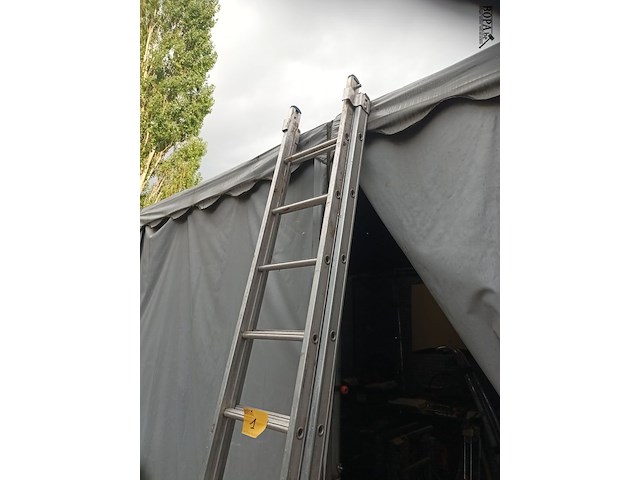 Lot 1 - aluminium ladder - afbeelding 3 van  3