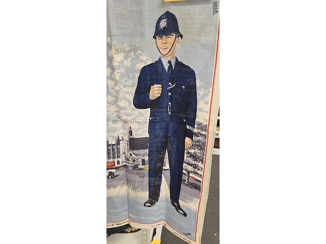 Lot 1 - doek city of westminster 50 x 75 cm - afbeelding 2 van  5