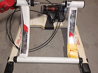 Lot 1 - elite qubo power smart fietstrainer - afbeelding 3 van  6
