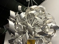 Lot 1 - grote aluminium hanglamp